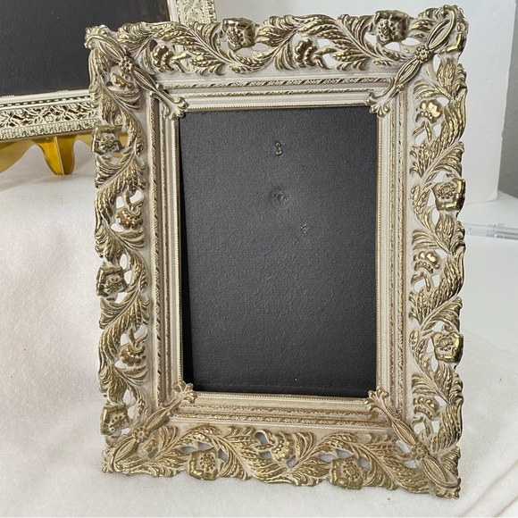 Pair Of 1950’s Gold White Wash Filigree Metal Picture Frames 1 With Glass - Picture 2 of 11